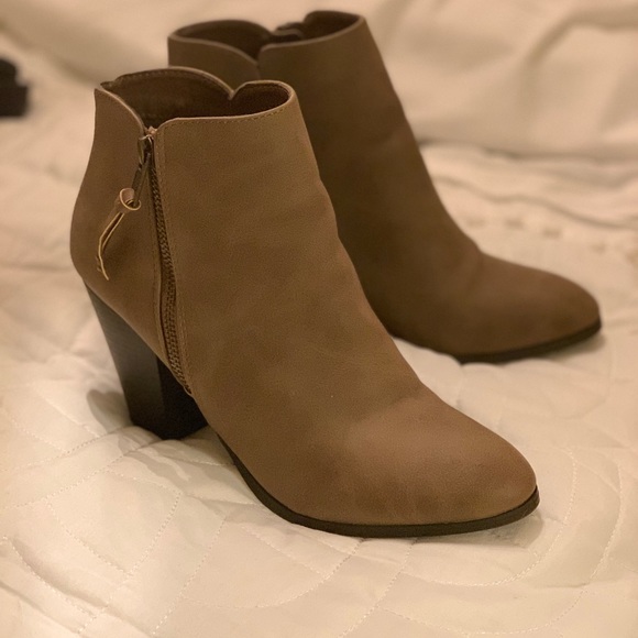 Booties - Picture 5 of 5